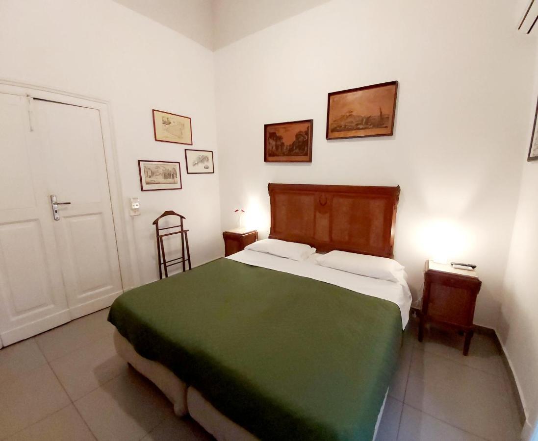 B&B Platamon Neapel Zimmer foto